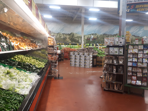 Grocery Store «Super Fresh Market», reviews and photos, 1700 N Lewis Ave, Waukegan, IL 60085, USA