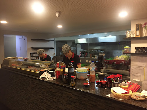 Restaurante Japonês - SUSHI IN em Charneca de Caparica