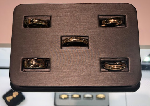 Jewelry Store «American Jewelry & Loan - Pontiac», reviews and photos, 546 N Telegraph Rd, Pontiac, MI 48341, USA