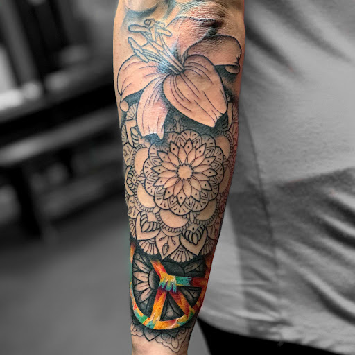 Find unique best friend tattoo ideas for your next unique tattoo in Amarillo at The Studio