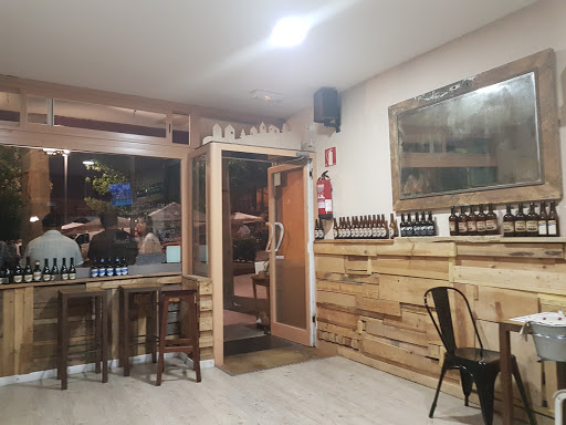 Baserri Cerdanya Taverna Basca