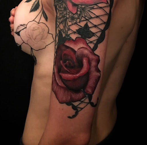 Tattoo Shop «Heavy Water Tattoo», reviews and photos, 22606 E Cliff Dr, Santa Cruz, CA 95062, USA