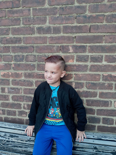 Barber Shop «West Park Barber Shop», reviews and photos, 17008 Lorain Ave, Cleveland, OH 44111, USA