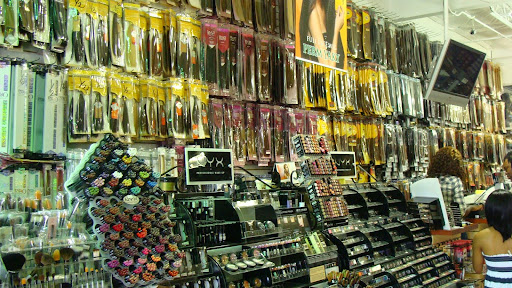 Beauty R Us, 13531 Montfort Dr # 105, Dallas, TX 75240, USA, 