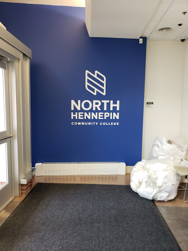 Sign Shop «FASTSIGNS», reviews and photos, 2727 Lincoln Dr, Roseville, MN 55113, USA