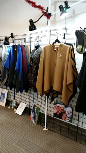 Shopping Mall «The Shops at Worthington Place», reviews and photos, 7227 N High St, Worthington, OH 43085, USA