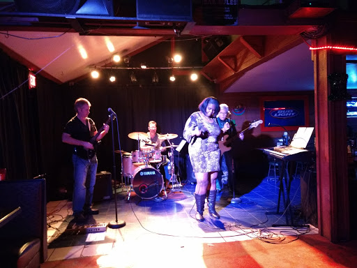 Bar & Grill «Parrots Bar & Grill», reviews and photos, 2951 N St Peters Pkwy, St Peters, MO 63376, USA