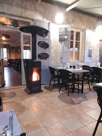 Atmosphère du Restaurant La Gaité à Saint-Denis-en-Val - n°4