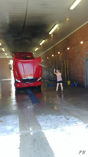 Truck Wash «Carefree Truck Wash», reviews and photos, 5900 S Opportunity Ave, Leavenworth, IN 47137, USA