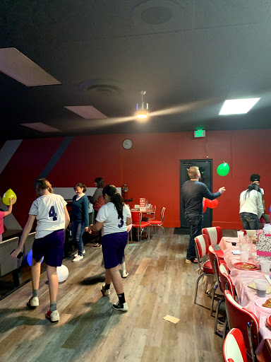 Bowling Alley «AMF Hilltop Lanes», reviews and photos, 5918 Williamson Rd, Roanoke, VA 24012, USA