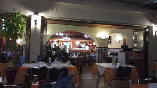 Cantó Bar Restaurante - C. Eslovaquia, nr. 3, 03710 Calp, Alicante, España