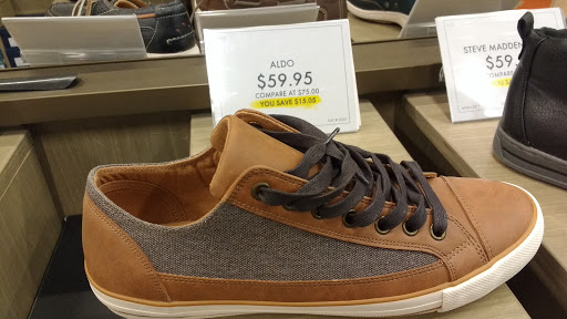 Shoe Store «DSW Designer Shoe Warehouse», reviews and photos, 6722 Charlotte Pike, Nashville, TN 37209, USA