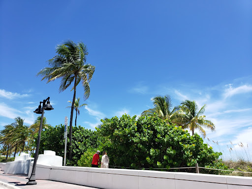 Drug Store «CVS», reviews and photos, 17 S Fort Lauderdale Beach Blvd, Fort Lauderdale, FL 33316, USA