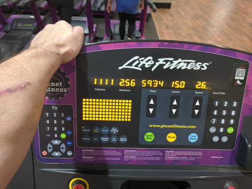 Gym «Planet Fitness», reviews and photos, 2415 NE Vivion Rd, Kansas City, MO 64118, USA
