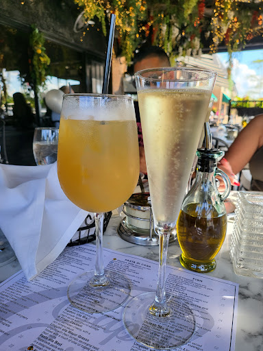 Italian Restaurant «Capri Express», reviews and photos, 114 Burr Ridge Pkwy, Burr Ridge, IL 60527, USA