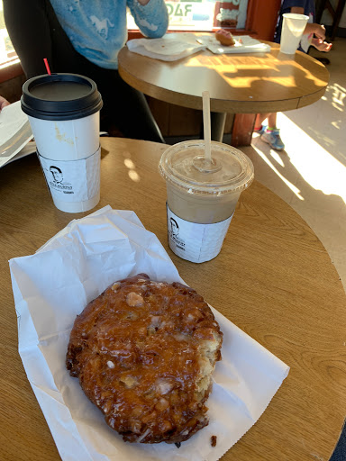 Donut Shop «Leucadia Donut Shoppe», reviews and photos, 1604 N Coast Hwy 101, Encinitas, CA 92024, USA