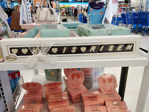 Clothing Store «Ross Dress for Less», reviews and photos, 194 Donahue St, Sausalito, CA 94965, USA