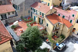 Residence Italia image