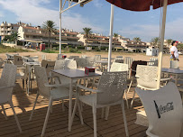 Atmosphère du Restaurant français Le White Beach à La Grande-Motte - n°2