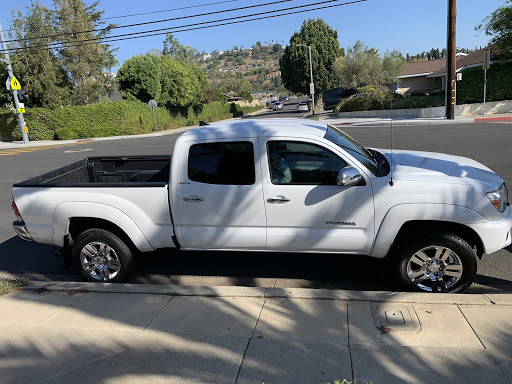 Auto Body Shop «Royal Coaches Auto Body & Towing», reviews and photos, 14827 Ramona Blvd, Baldwin Park, CA 91706, USA