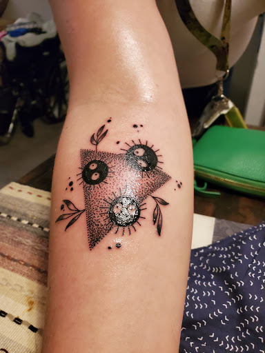 Tattoo Shop «Avenue Tattoo», reviews and photos, 472 W Highland Ave, San Bernardino, CA 92405, USA