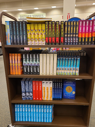 Book Store «Barnes & Noble», reviews and photos, 58 S 32nd St, Camp Hill, PA 17011, USA