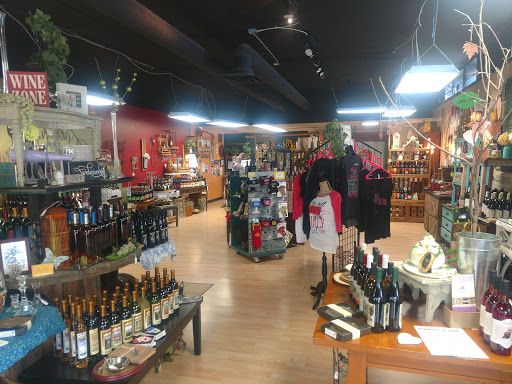 Wine Store «Wines of Iowa», reviews and photos, 234 5th St, West Des Moines, IA 50265, USA
