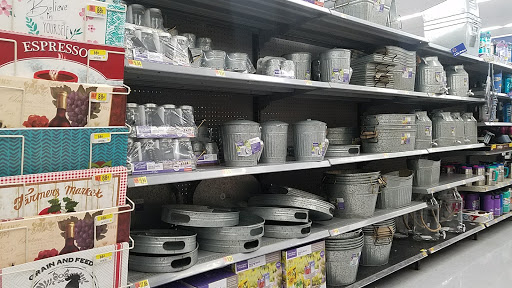 Discount Store «Walmart», reviews and photos, 2225 Plaza Pkwy, Modesto, CA 95350, USA