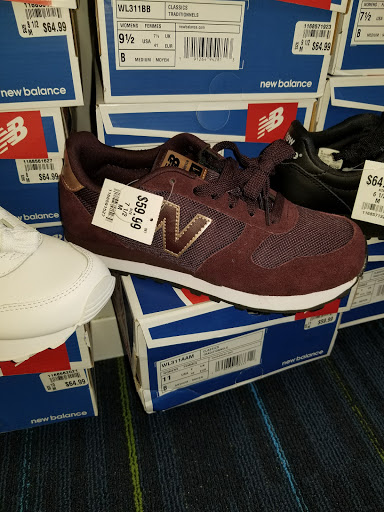 Shoe Store «Shoe Show», reviews and photos, 854 Cleveland Ave, East Point, GA 30344, USA