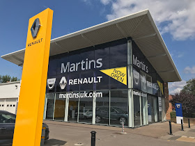 Martins Renault Reading