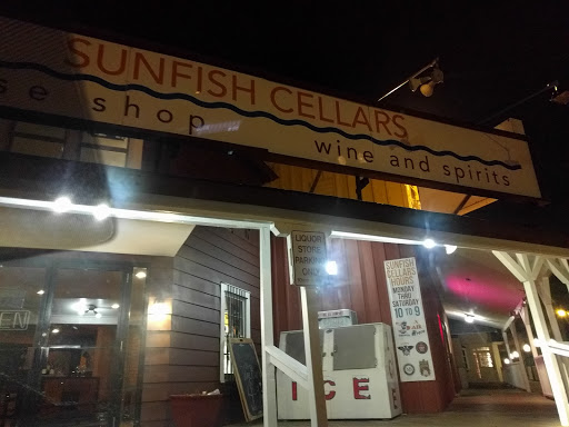 Wine Store «Sunfish Cellars Wine & Spirits», reviews and photos, 803 Sibley Memorial Hwy, St Paul, MN 55118, USA