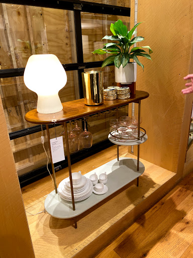 Shopping Mall «North & Sheffield Commons», reviews and photos, 1000 W North Ave, Chicago, IL 60642, USA