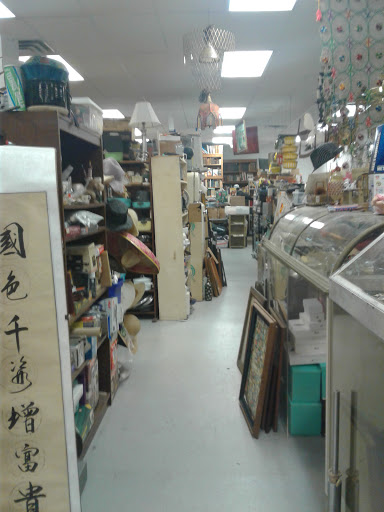 Antique Store «The Antique & Thrift Shop», reviews and photos, 100 Sunrise Hwy, Valley Stream, NY 11581, USA