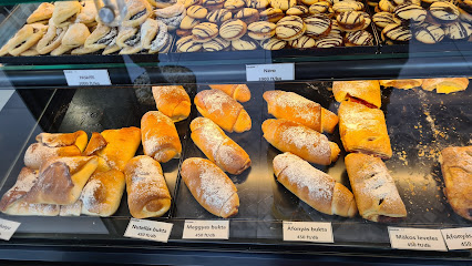 Velencei-tó pékség és kávezó