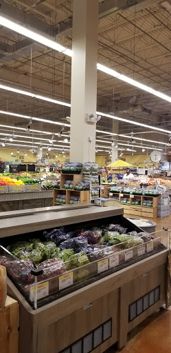 Grocery Store «Fresh Thyme Farmers Market- 82nd», reviews and photos, 4225 E 82nd St, Indianapolis, IN 46250, USA