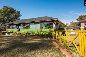 Siddhartha Greens Resort Bir Billing (Amidst Tea Garden) image