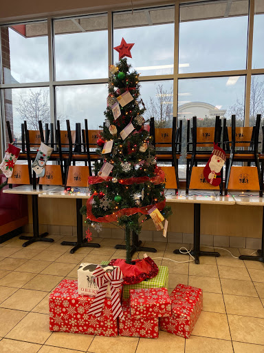 Ice Cream Shop «Oberweis Ice Cream and Dairy Store», reviews and photos, 6854 Rochester Rd, Rochester, MI 48307, USA