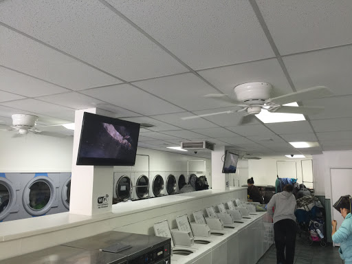 Laundromat «Shasta Coin Laundry», reviews and photos, 253 E Baseline Rd, Rialto, CA 92376, USA