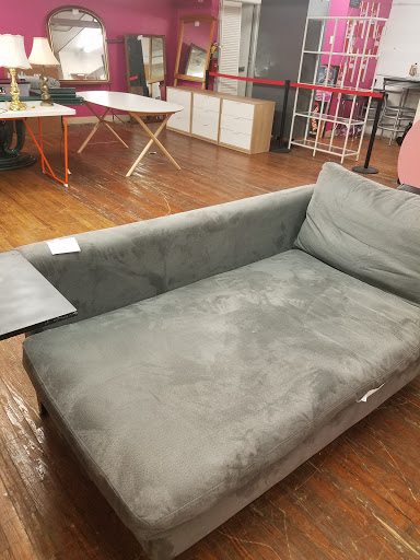 Thrift Store «Out of the Closet - Brooklyn», reviews and photos, 475 Atlantic Ave, Brooklyn, NY 11217, USA