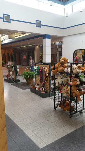 Shopping Mall «Muscatine Mall», reviews and photos, 1903 Park Ave, Muscatine, IA 52761, USA