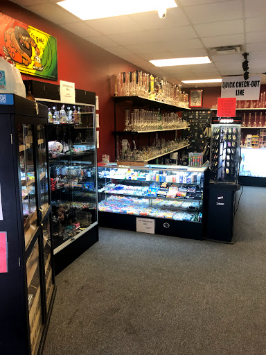 Vaporizer Store «Vapors Smoke shop», reviews and photos, 501 Hargrove Rd E f, Tuscaloosa, AL 35401, USA