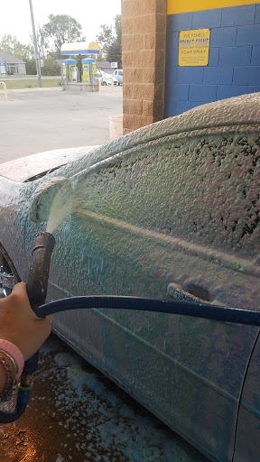 Krispy Klean Car Wash en Flint