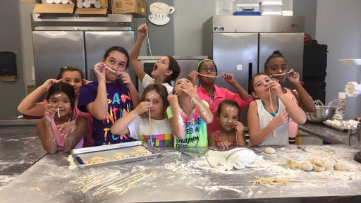 Meal Takeaway «Dash of Salt n Pepper Catering», reviews and photos, 10353 Cross Creek Blvd, Tampa, FL 33647, USA