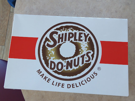 Donut Shop «Shipley Do-Nuts», reviews and photos, 501 E Abram St, Arlington, TX 76010, USA