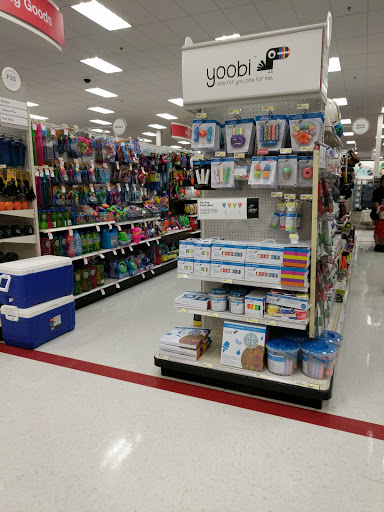 Department Store «Target», reviews and photos, 91 Taunton St, Plainville, MA 02762, USA