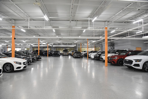 Car Dealer «Ultimo Motors», reviews and photos, 4575 Weaver Pkwy, Warrenville, IL 60555, USA