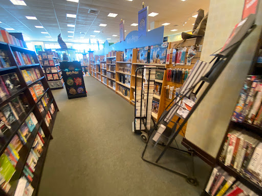 Book Store «Barnes & Noble», reviews and photos, 451 E Altamonte Dr, Altamonte Springs, FL 32701, USA