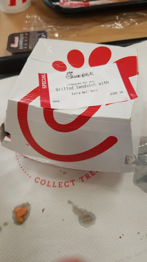 Fast Food Restaurant «Chick-fil-A», reviews and photos, 501 E Kemper Rd, Springdale, OH 45246, USA