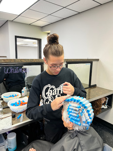 Beauty School «Charles & Sues School of Hair Design», reviews and photos