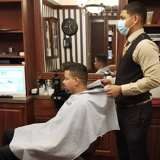 Barber Shop «Miles & Lyle Luxury Barbershop», reviews and photos, 19044 NE 29th Ave, Aventura, FL 33180, USA